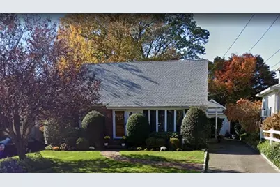 27 9th Street, Locust Valley, NY 11560 - Photo 1