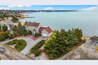 17 Washington Drive, Hampton Bays, NY 11946 - Photo 1