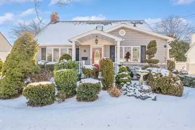 6 Glen Lane, Copiague, NY 11726 - Photo 1