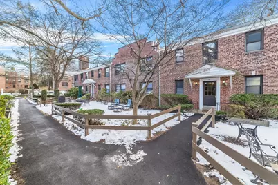 157 E Hartsdale Avenue #2A, Hartsdale, NY 10530 - Photo 1