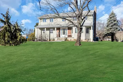 25 Angela Lane, Bay Shore, NY 11706 - Photo 1