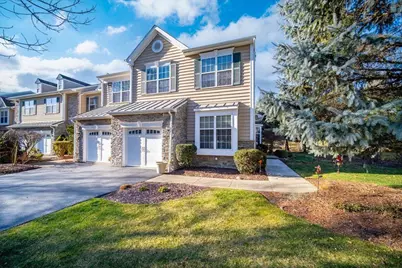 746 Huntington Drive, Fishkill, NY 12524 - Photo 1