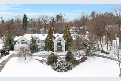 10 Castle Walk, Scarsdale, NY 10583 - Photo 1