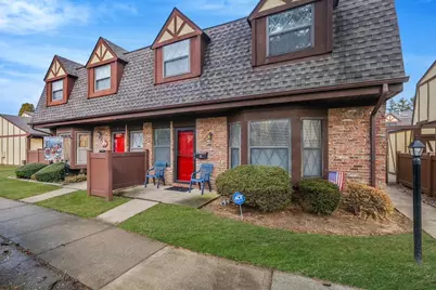 3 Summerfield Court, Deer Park, NY 11729 - Photo 1