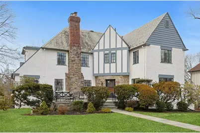 45 Disbrow Lane, New Rochelle, NY 10804 - Photo 1