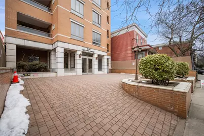 25-25 Newtown Avenue #4D, Astoria, NY 11102 - Photo 1