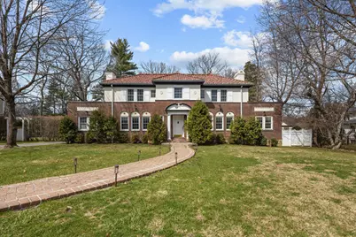 182 Lyncroft Road, New Rochelle, NY 10804 - Photo 1