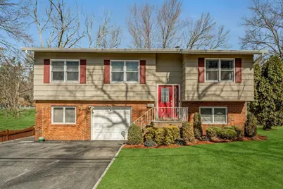 2 Carrigan Avenue, White Plains, NY 10605 - Photo 1