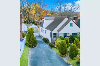 401 Hempstead Gardens Drive, Hempstead, NY 11552 - Photo 1