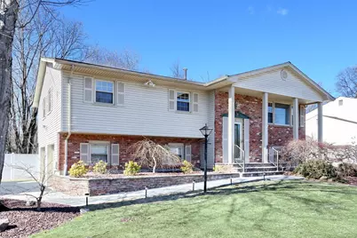 52 Argow Place, Nanuet, NY 10954 - Photo 1