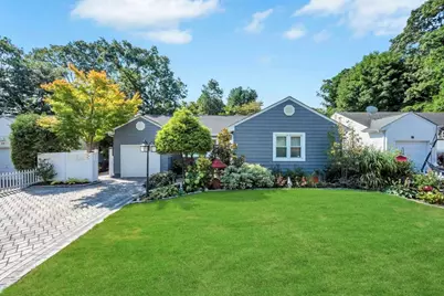 18 Teed Street, Huntington Station, NY 11746 - Photo 1