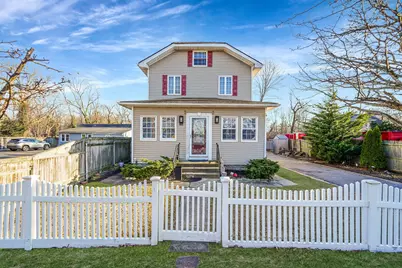 62 Moffitt Boulevard, East Islip, NY 11730 - Photo 1