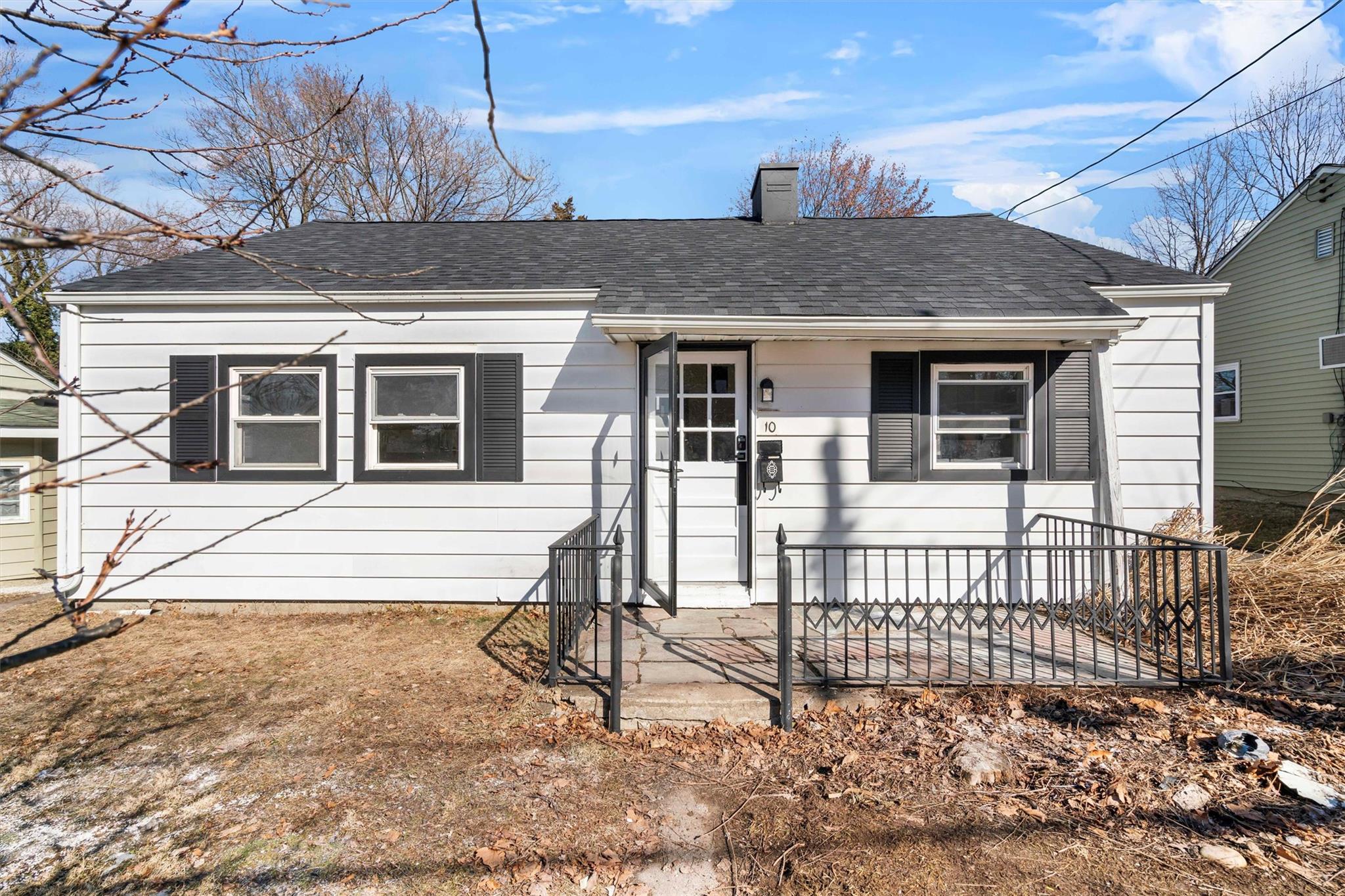 10 Gardner St, Newburgh, NY 12550 - MLS 828791 - Coldwell Banker