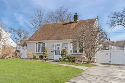 35 Buttercup Lane, Levittown, NY 11756 - Photo 1