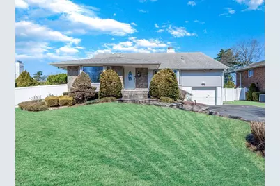 171 Birchwood Park Drive, Jericho, NY 11753 - Photo 1