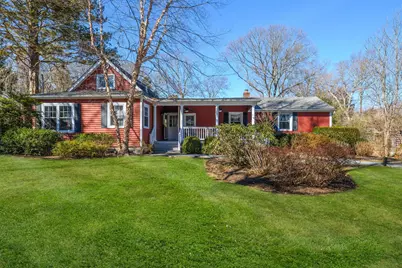 5 Meadowood Court, Huntington, NY 11743 - Photo 1