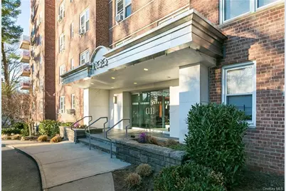 1133 Midland Avenue #5M, Bronxville, NY 10708 - Photo 1