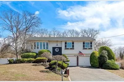 151 Woodbury Road, Hauppauge, NY 11788 - Photo 1
