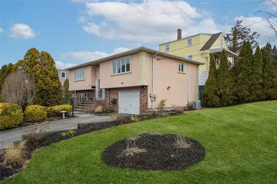 3 Bayville Park Boulevard, Bayville, NY 11709 - Photo 1