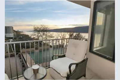 1155 Warburton Avenue #4R, Yonkers, NY 10701 - Photo 1