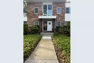 200 Lexington Avenue #6B, Oyster Bay, NY 11771 - Photo 1