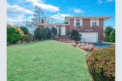 100 Robbins Lane, Jericho, NY 11753 - Photo 1