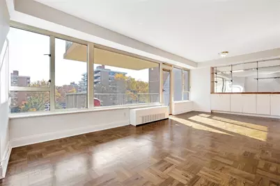 166-25 Powells Cove Boulevard #4G, Whitestone, NY 11357 - Photo 1