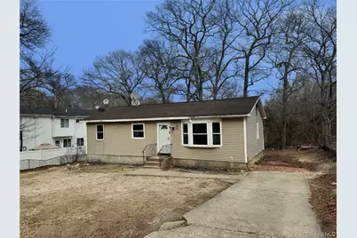 53 W Yaphank Road, Medford, NY 11763 - Photo 1