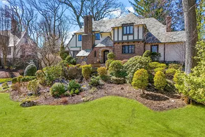 6 South Drive, Larchmont, NY 10538 - Photo 1