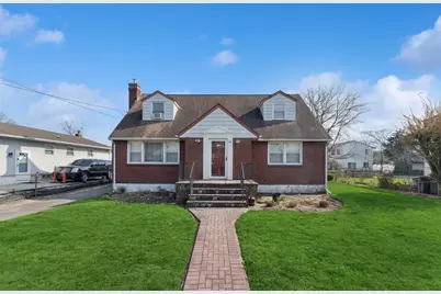 16 Pine Road, Amityville, NY 11701 - Photo 1