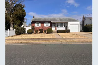 185 N Hawthorne Street, Massapequa, NY 11758 - Photo 1
