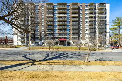 160 Academy Street #7L, Poughkeepsie, NY 12601 - Photo 1