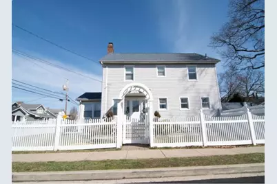 875 Pilgrim Ave North Baldwin, Baldwin, NY 11510 - Photo 1