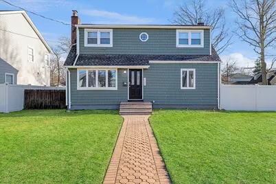 3584 Lufberry Avenue, Wantagh, NY 11793 - Photo 1