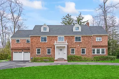 81 Station Road, Great Neck, NY 11023 - Photo 1