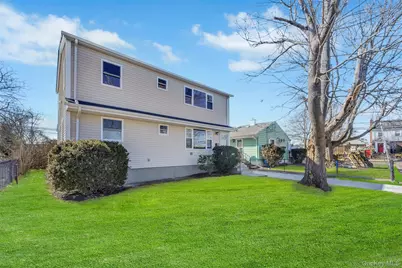 7 Howard Avenue, Freeport, NY 11520 - Photo 1