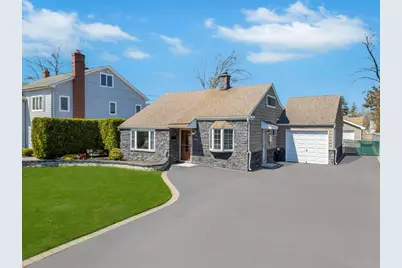 61 Maple Street, Islip, NY 11751 - Photo 1
