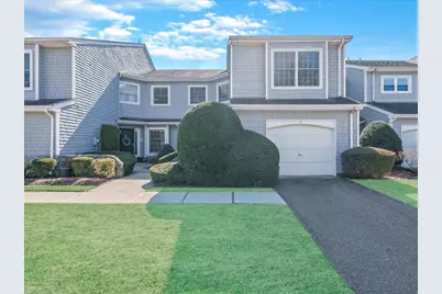 3 Lakebridge Drive S, Kings Park, NY 11754 - Photo 1