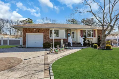 20 Crestwood Road, Bohemia, NY 11716 - Photo 1