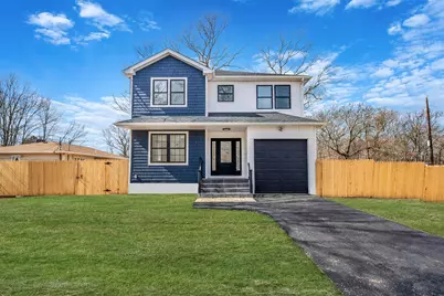 40 Hawkins Avenue, Medford, NY 11763 - Photo 1