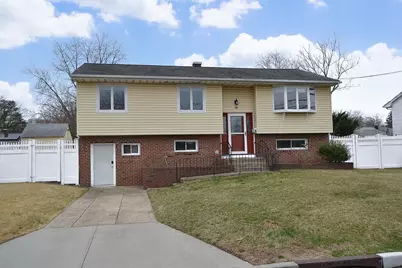 10 Bea Avenue, Ronkonkoma, NY 11779 - Photo 1