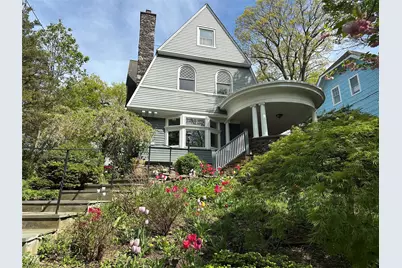 10 Hillcrest Avenue, Yonkers, NY 10705 - Photo 1