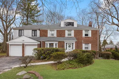 11 Blenheim Drive, Manhasset, NY 11030 - Photo 1