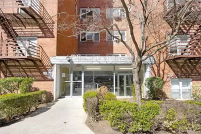 66-10 149th Street #6J, Flushing, NY 11367 - Photo 1