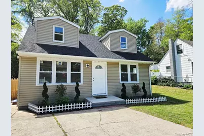 181 Vernon Valley Road, East Northport, NY 11731 - Photo 1