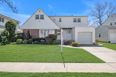 70 Joseph Street, New Hyde Park, NY 11040 - Photo 1