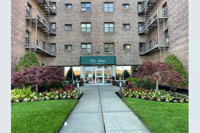 204-15 Foothill Avenue #B-61, Hollis, NY 11423 - Photo 1