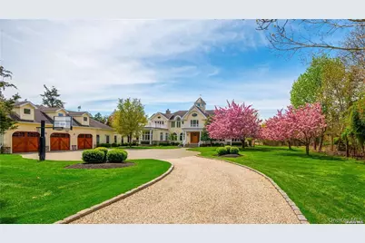 22 Old Neck Road S, Center Moriches, NY 11934 - Photo 1