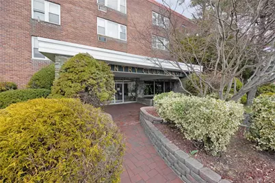 250 W Merrick Road #1F, Freeport, NY 11520 - Photo 1