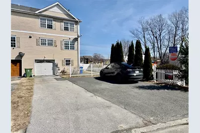 29 Peach Place, Middletown, NY 10940 - Photo 1